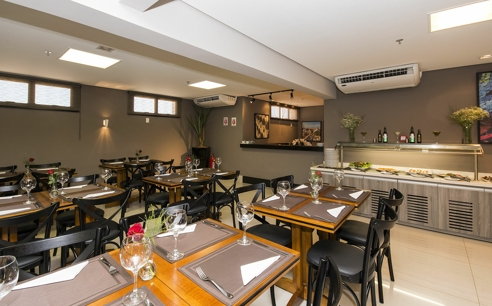 Comfort Hotel Cuiaba Экстерьер фото
