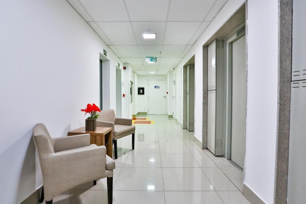 Comfort Hotel Cuiaba Экстерьер фото