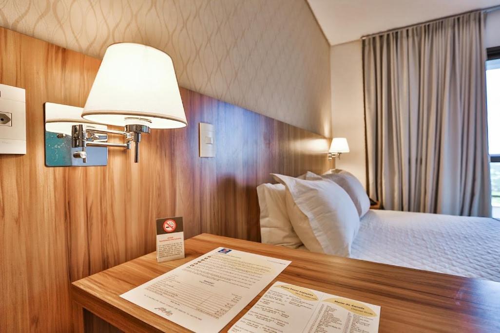 Comfort Hotel Cuiaba Экстерьер фото