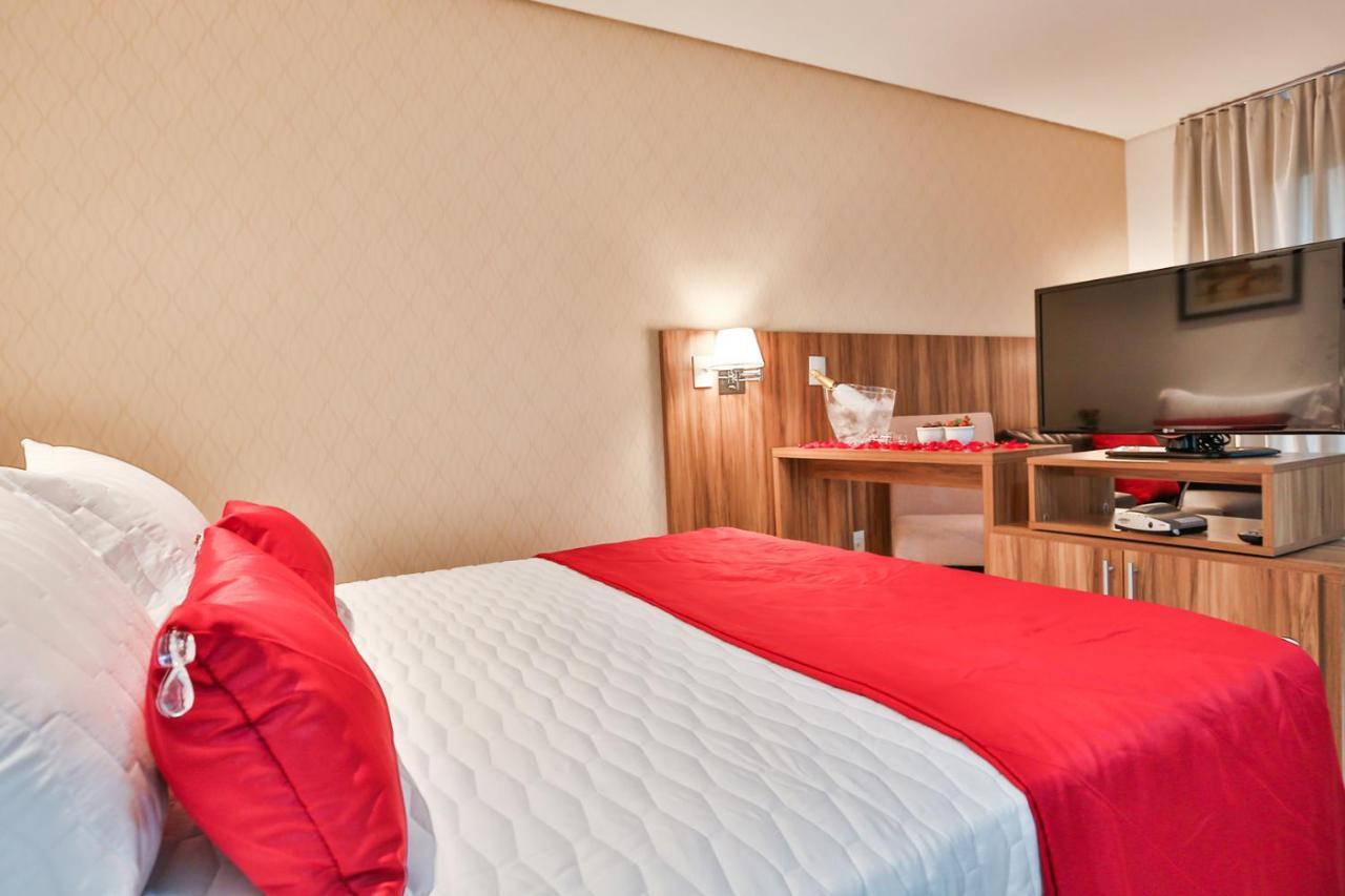 Comfort Hotel Cuiaba Экстерьер фото