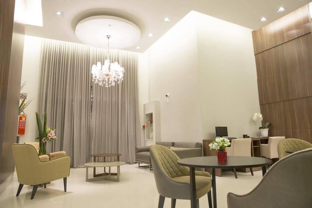 Comfort Hotel Cuiaba Экстерьер фото